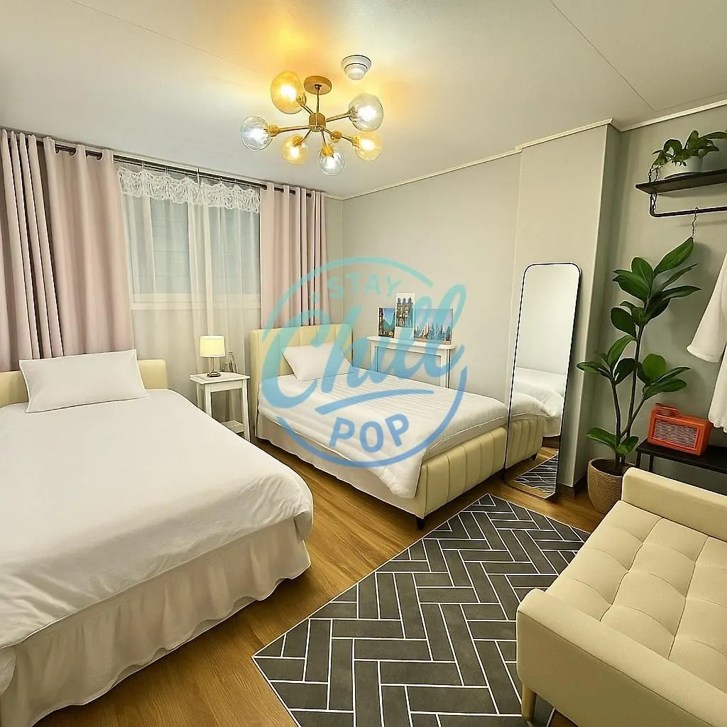 Opensale Sinchon Station, 1F, 4Ppl, 2Br, Hongdae, Private 0*, סיאול קוריאה הדרומית